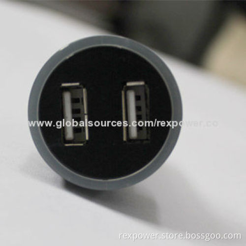 Hot Sale Dual-USB Car Charger with 5V/2,000mA Output